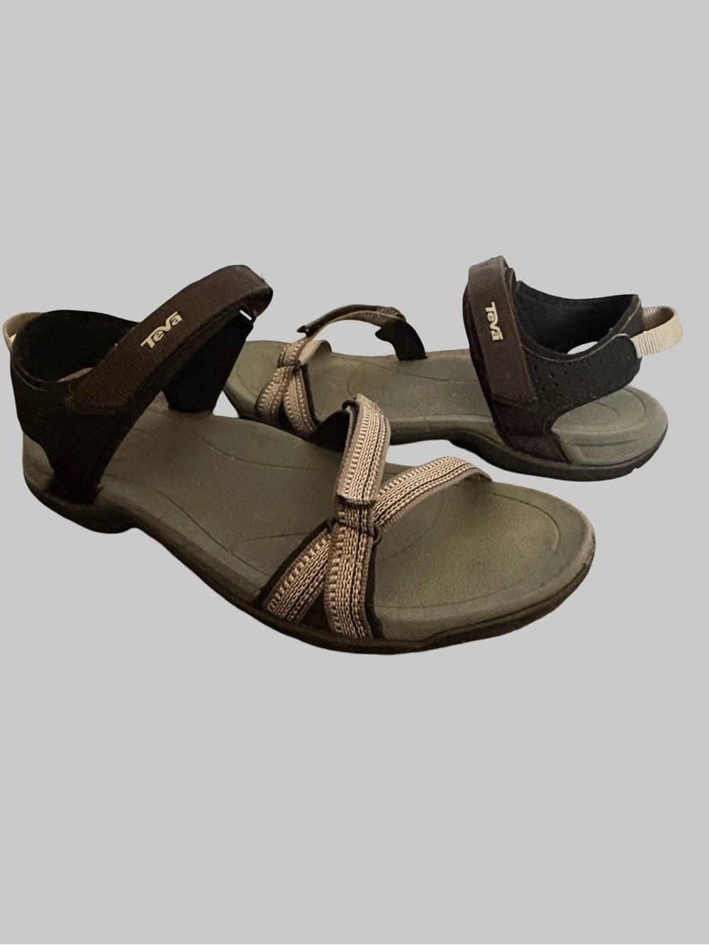 Teva Women's Verra Black/Grey Strappy Beach Vacation Sandals-Sz-8